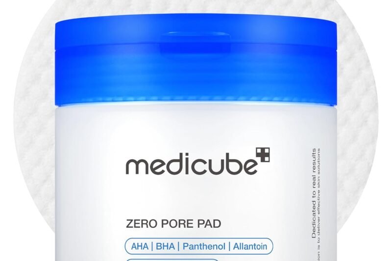 medicube Toner Pads Zero Pore Pad 2.0 | Dual-Textured Facial Pad for Exfoliation and Pore Care with 4.5% AHA Lactic Acid, 0.45% BHA Salicylic Acid | Ideal for All, Korean Skin Care, 70 Pads (1 Pack)