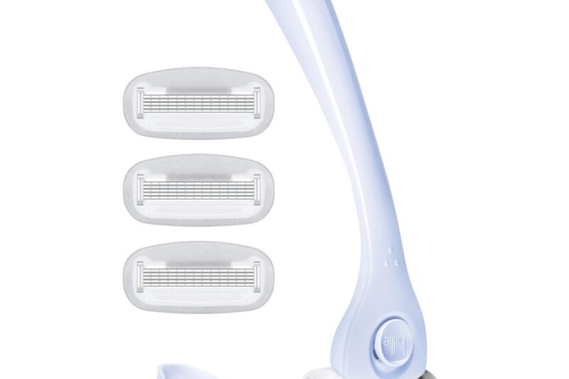 Billie Razors for Women Shave Kit – Women’s Razor + 4 x 5-Blade Razor Refills + Magnetic Holder – Cool Blue